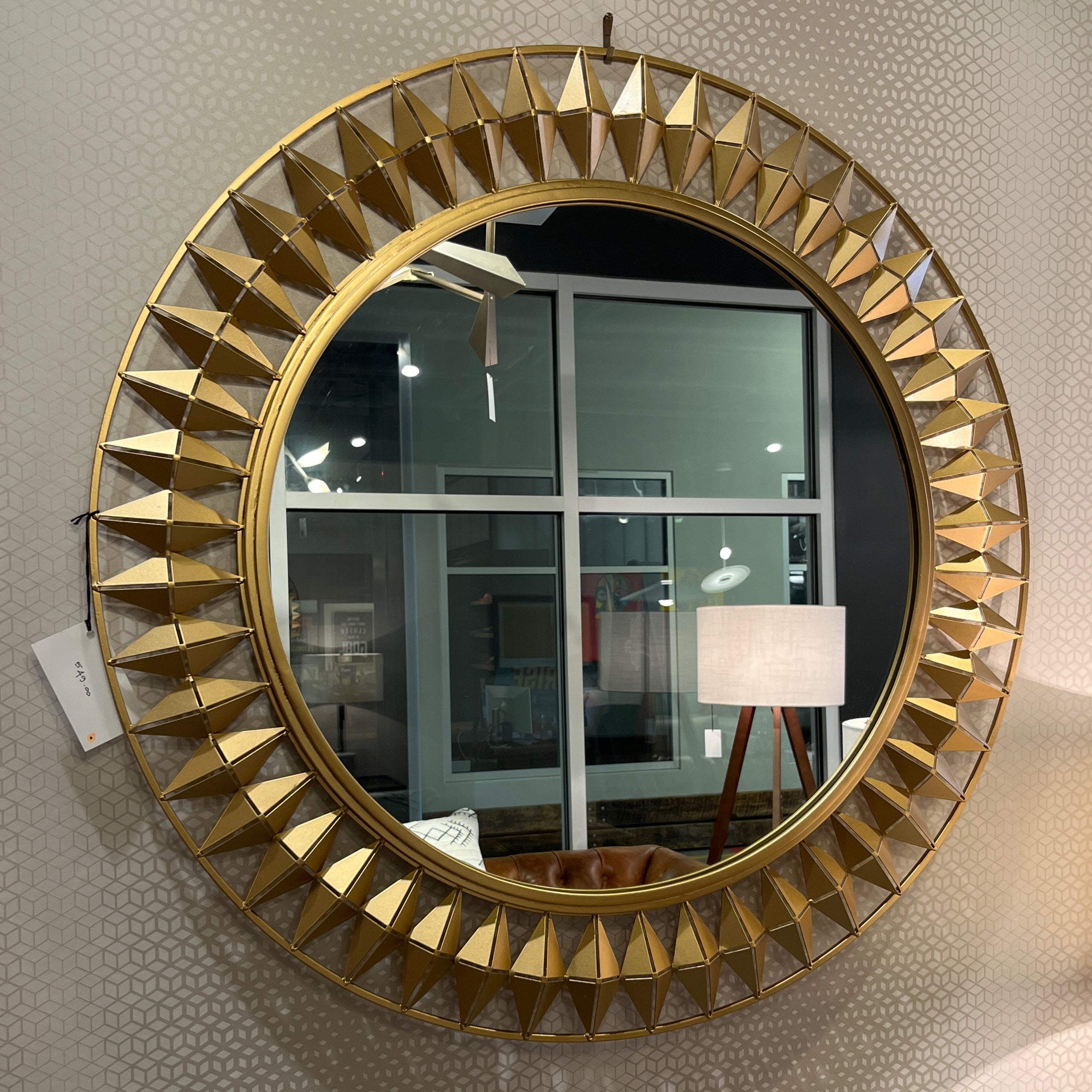 Stylish Round Mirror in Gold | Elegant Wall Decor | Trig Modern